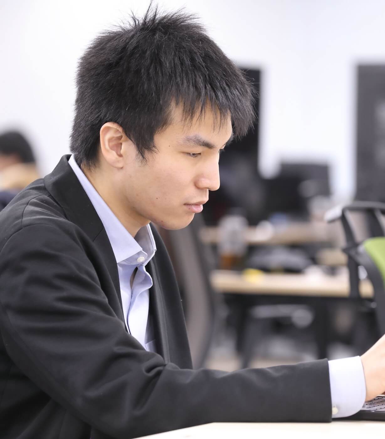 お客様のリアルに触れユーザーの考え方や視点を知る