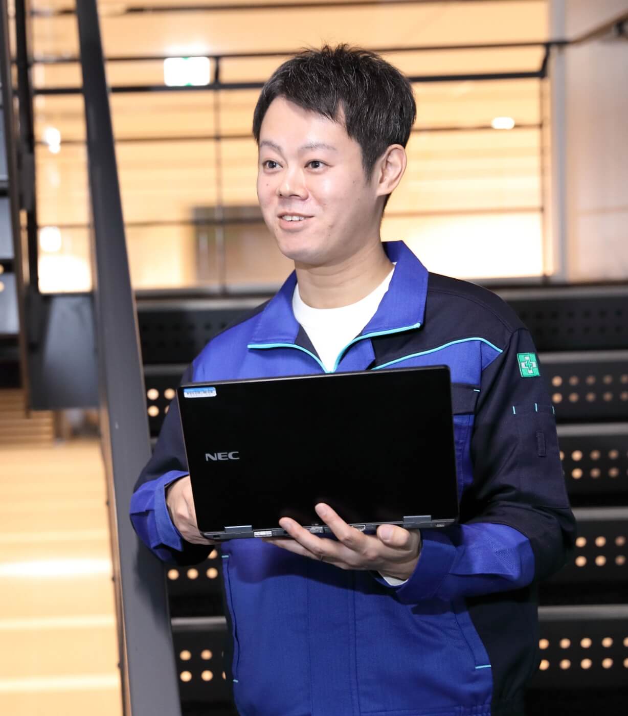 航空機と空港の安全を支える誇り