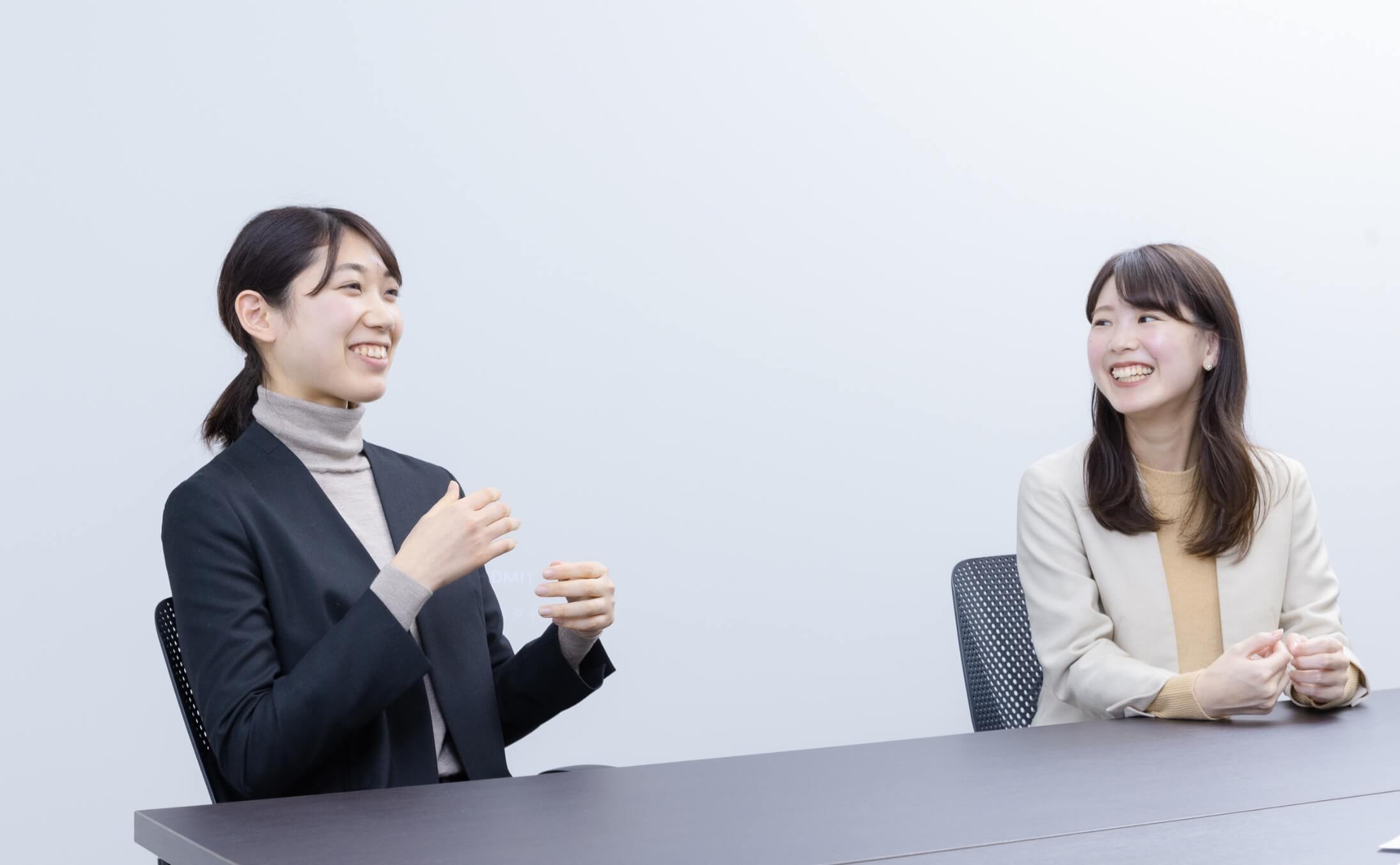 女性の働く環境も大きく変わり女性を対象としたメンター制度も始まりました。先輩（メンター）が後輩（メンティー）に1on1でアドバイスするという制度ですました。